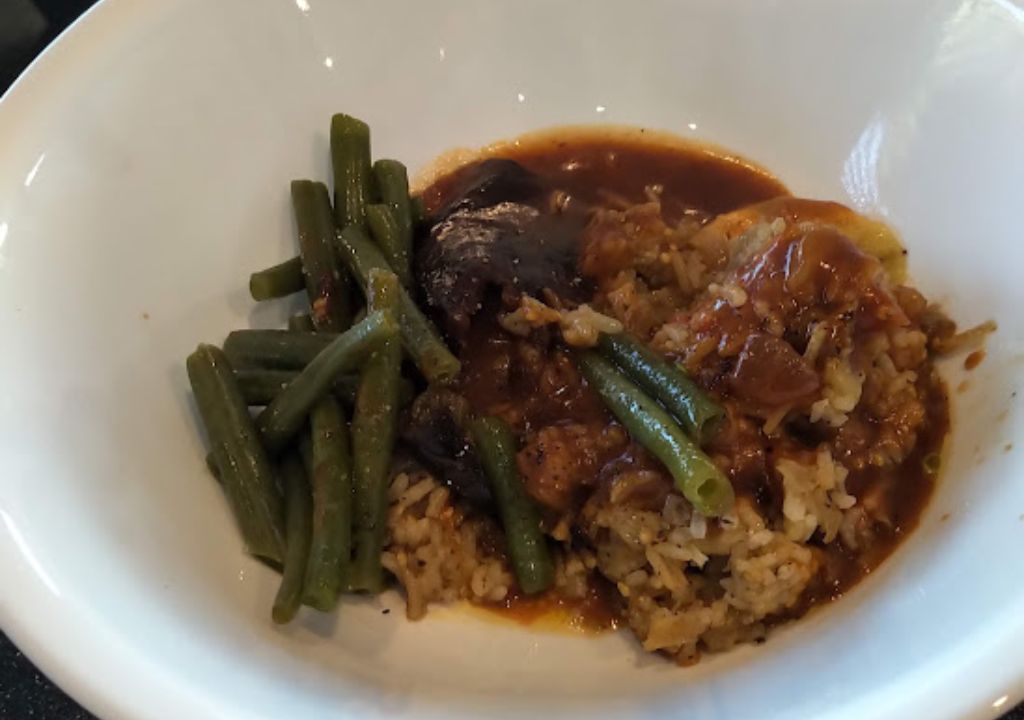 Stuffed Eggplant served with Green Beans Recipe